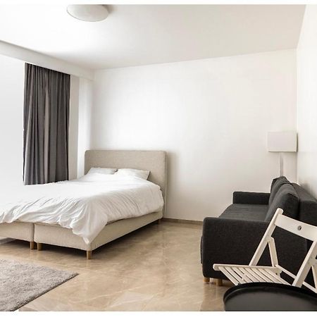 Diamonds Studio Apartment Антверпен Екстериор снимка