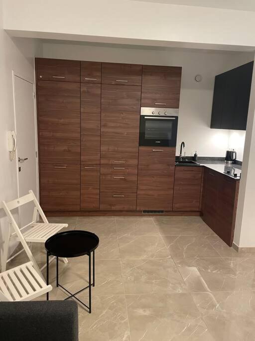 Diamonds Studio Apartment Антверпен Екстериор снимка