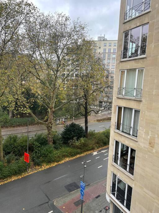 Diamonds Studio Apartment Антверпен Екстериор снимка